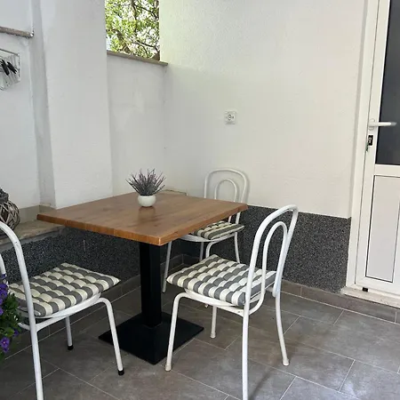 Story Apartment Baska Voda