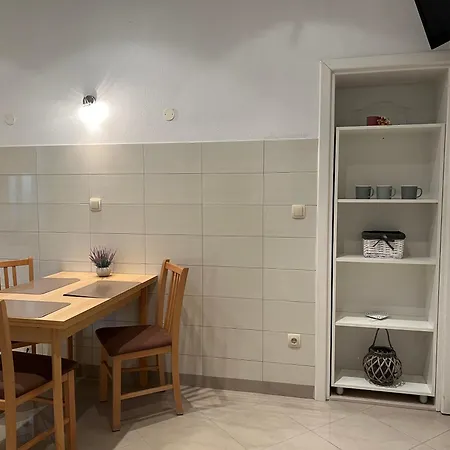Story Apartment *